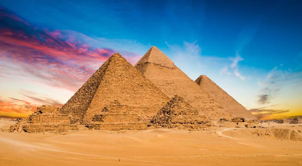 Construção das Pirâmides do Egito: Um Feito Monumental da Antiguidade