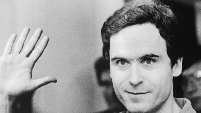 Ted Bundy: O Enigma do Serial Killer Carismático